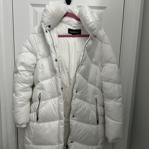 Madden Women's Classic White Puffer Jacket
